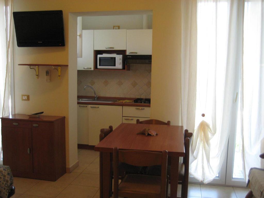 Residence La Villetta Rimini Zimmer foto
